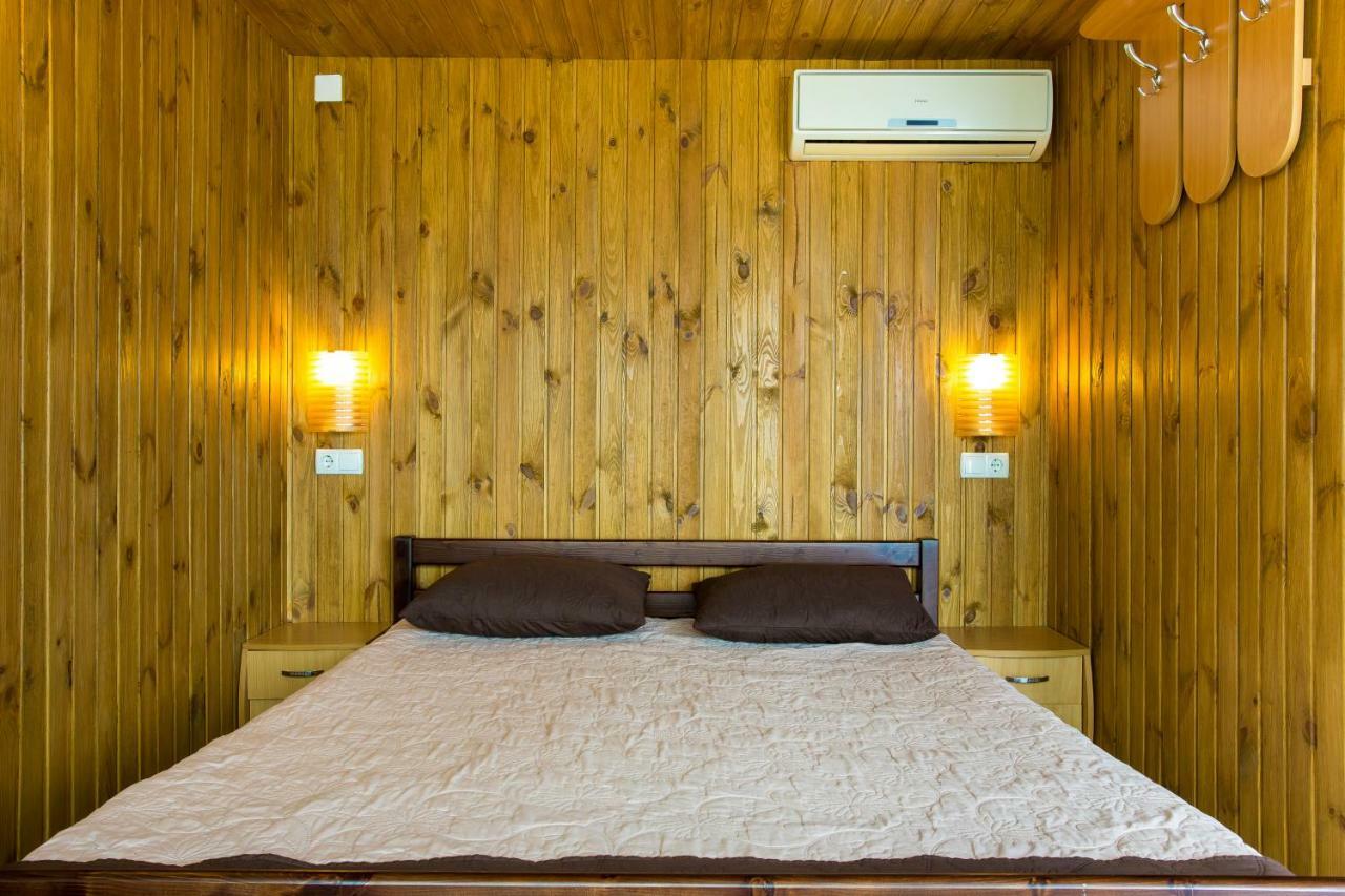 Hotel Б/О Pina Colada Oczaków Zewnętrze zdjęcie